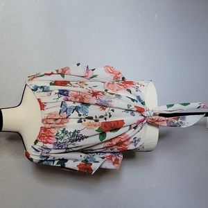 Women's off shoulder floral top size L